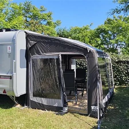 Victoria * באסקה